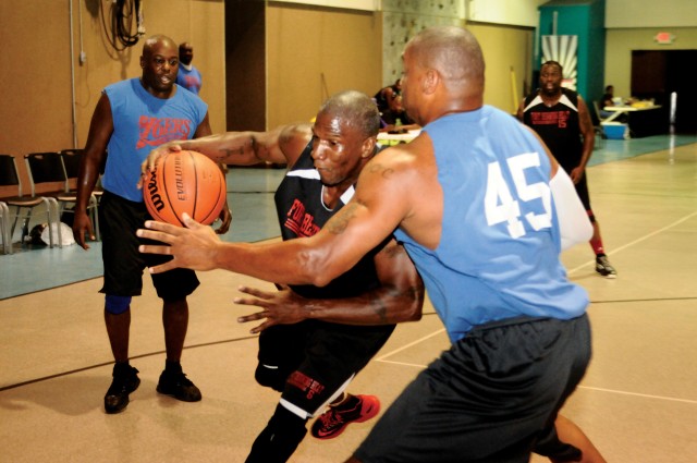 Heat defeats 76ers 63-32