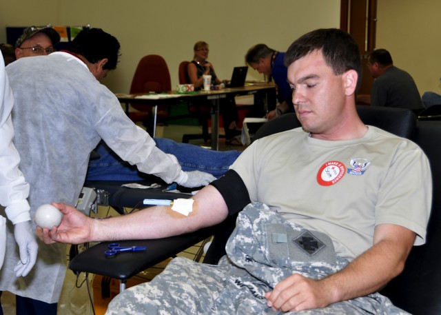 Ammunition plant employees donate blood, pay it forward