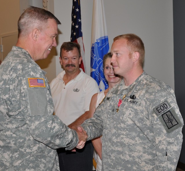New York Army National Guard sergeant recognized for courage under fire