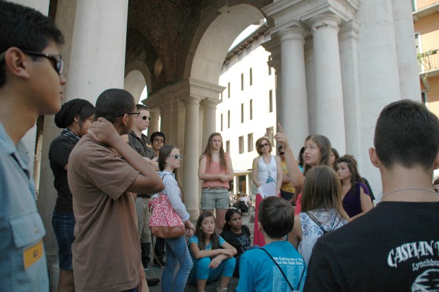 Teenvenuti introduces incoming youths to Vicenza