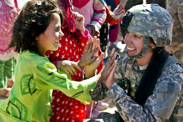 Army looking at opening more combat jobs to women