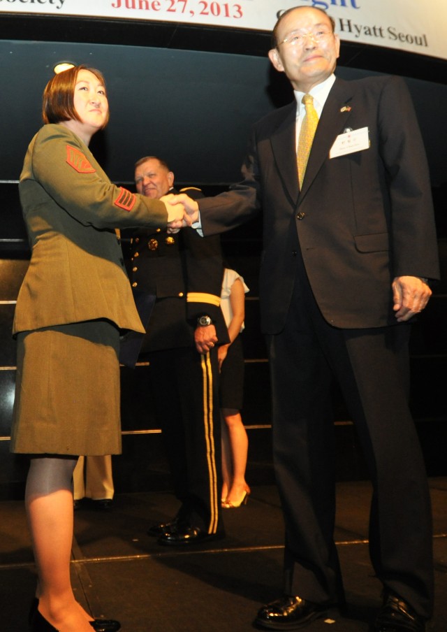 Korea America Friendship Society honors soldiers, civilian