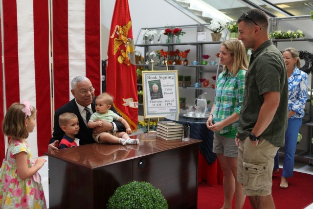 Colin Powell signs books at JBM-HH Marine Exchange