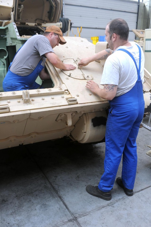 End of an era: Final Heavy BCT Bradleys depart Germany