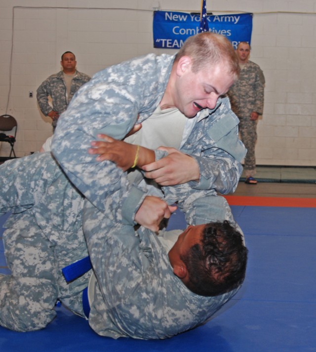 New York Army National Guard Soldiers Compete for Combatives Title