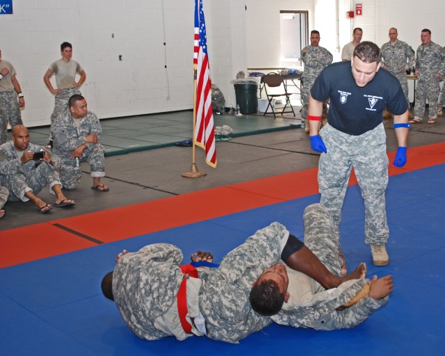 New York Army National Guard Soldiers Compete for Combatives Title