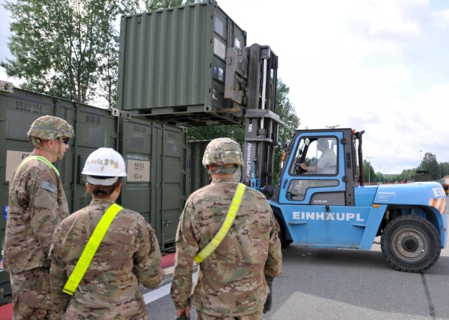 21st TSC helps move equipment to Afghanistan