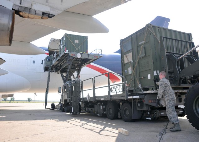 21st TSC helps move equipment to Afghanistan