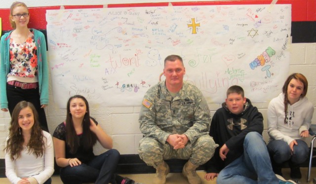 Army Recruiter Works to Prevent Bullying