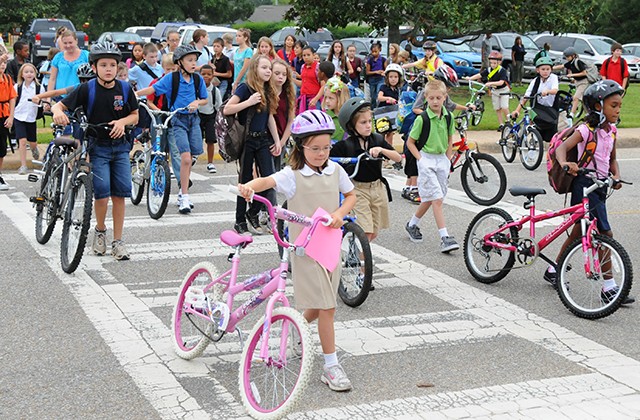 DPS urges traffic safety as school begins