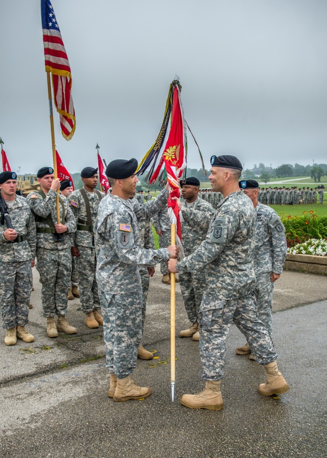 Army's oldest engineer battalion hails new command team