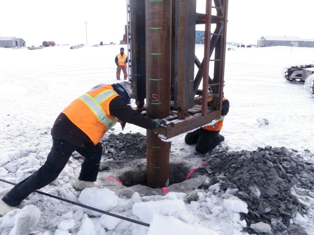 Winter construction on a mooring point