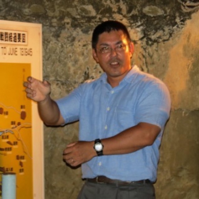 Dynamic instructor gives Okinawa-based US Soldiers a "Head Start"
