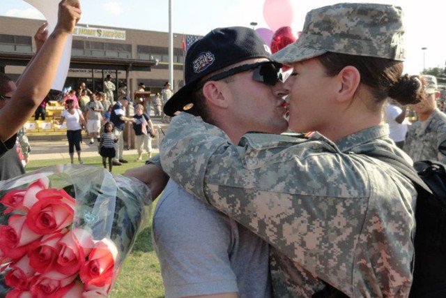 Soldiers balance dual-military lifestyle:Absence makes the heart grow fonder