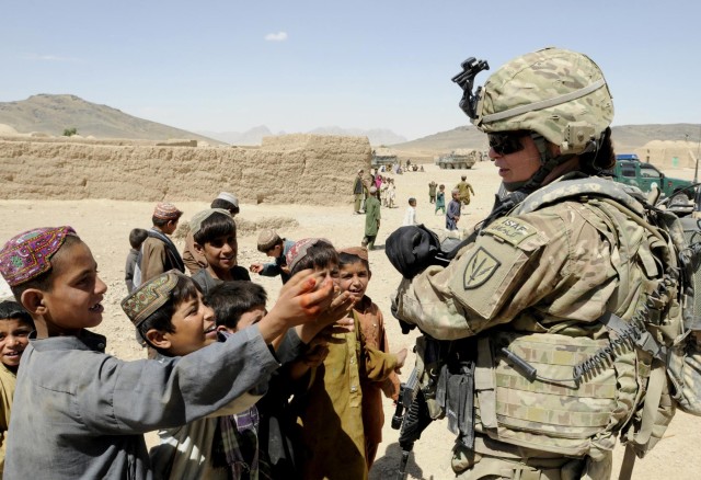 Soldiers aid local Afghans in Spin Boldak