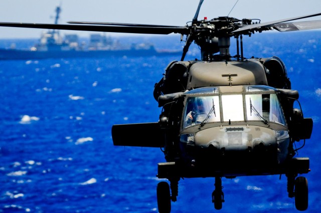 25th CAB, Navy perform deck landings