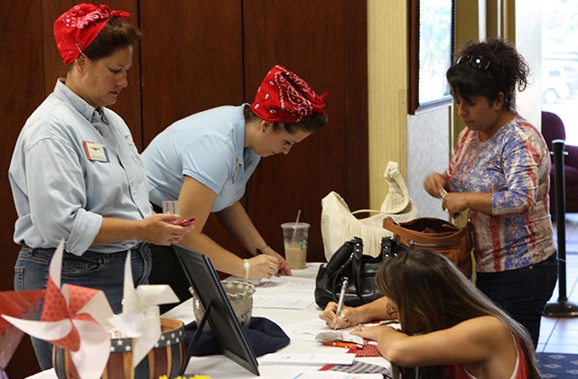 All-ranks spouse club hosts membership drive