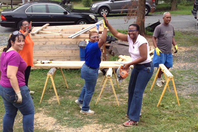 Team APG supports local construction project