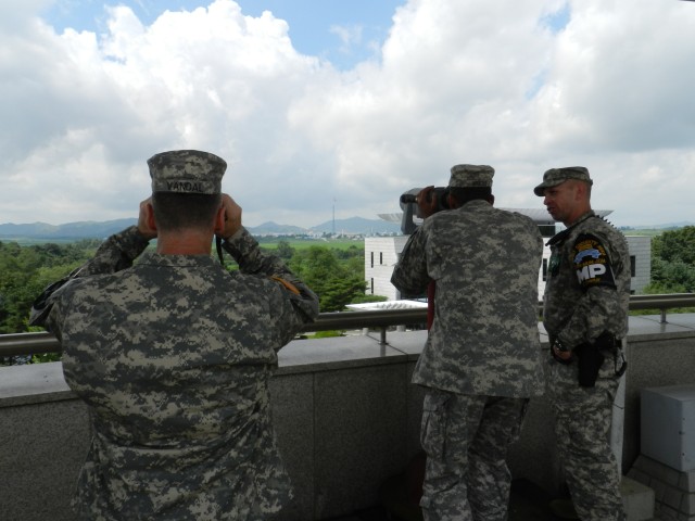 U.S. Army Pacific Commander visits JSA