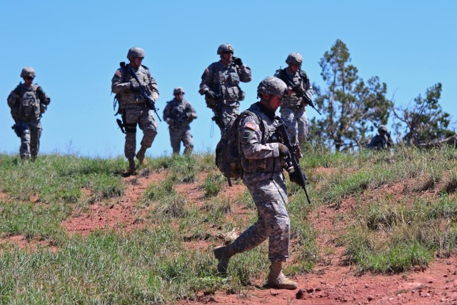 Soldiers practice downed aircraft response skills