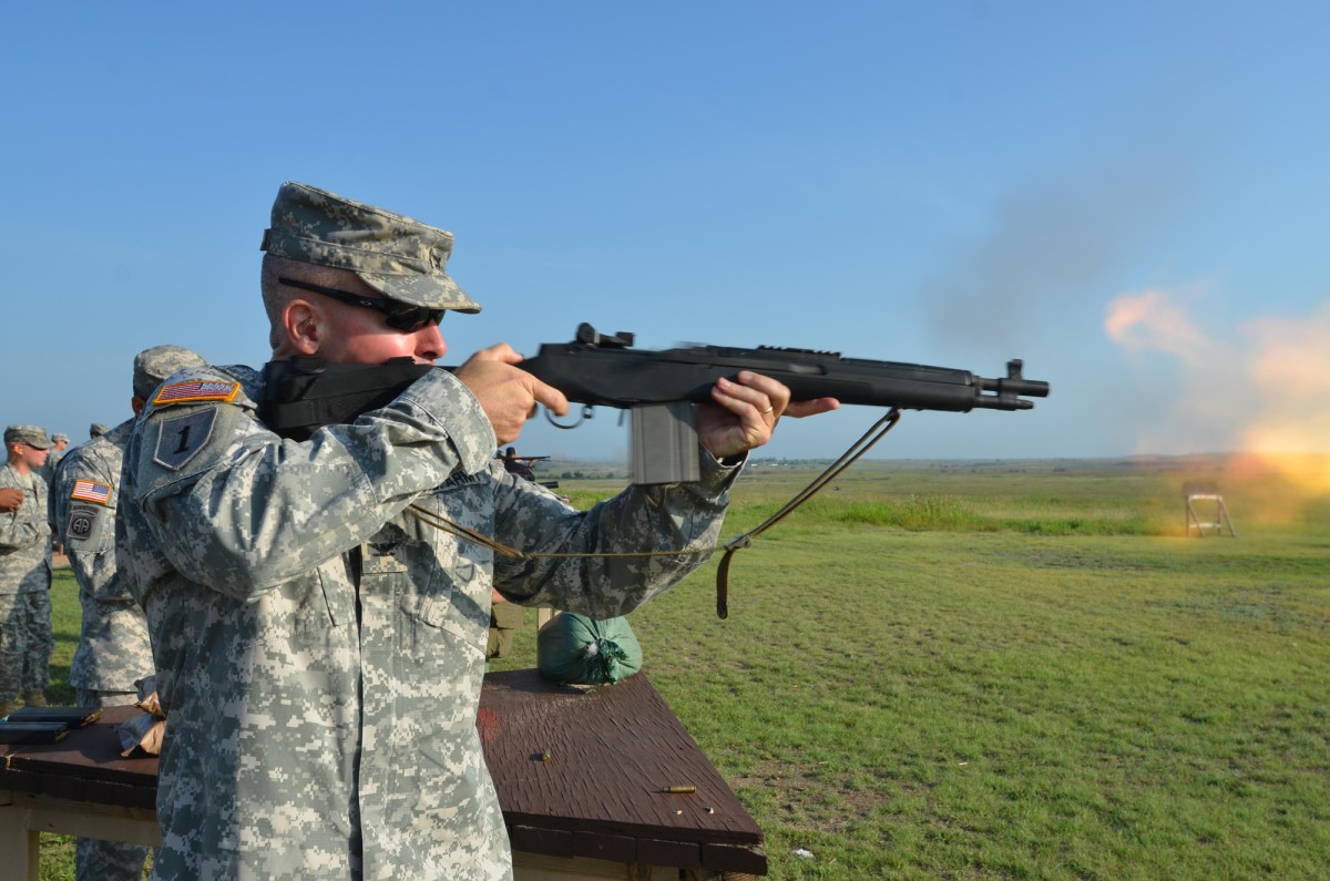 Command visit strengthens ADA unity Article The United States Army