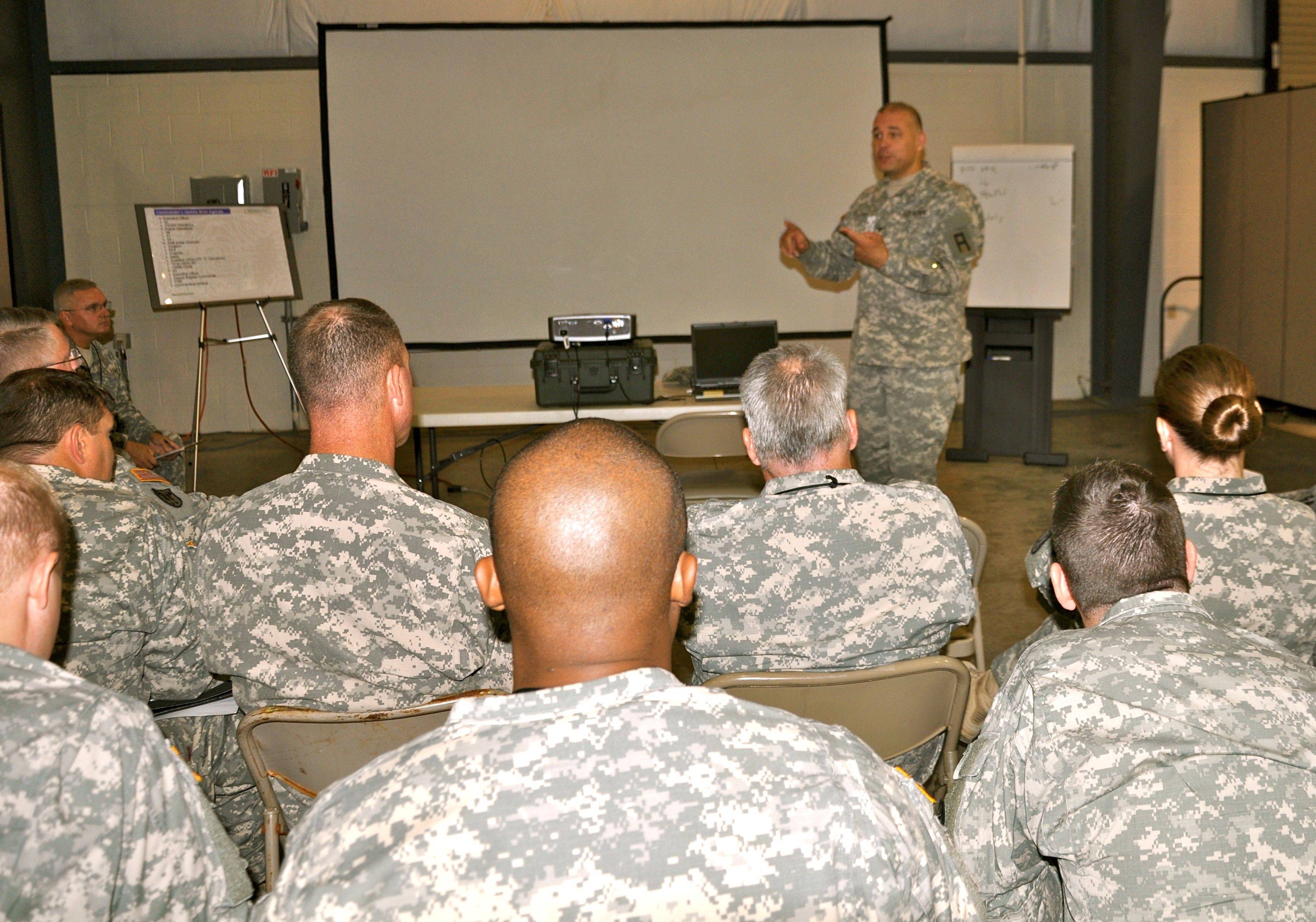 First Army mentors mission command process during Vibrant Response ...