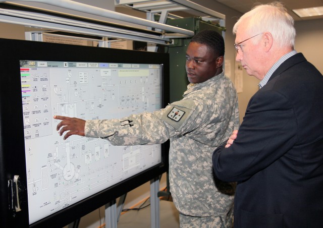 Training, modernization focus of congressional visit