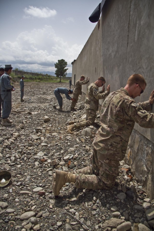 White Currahee provides tactical training for AUP