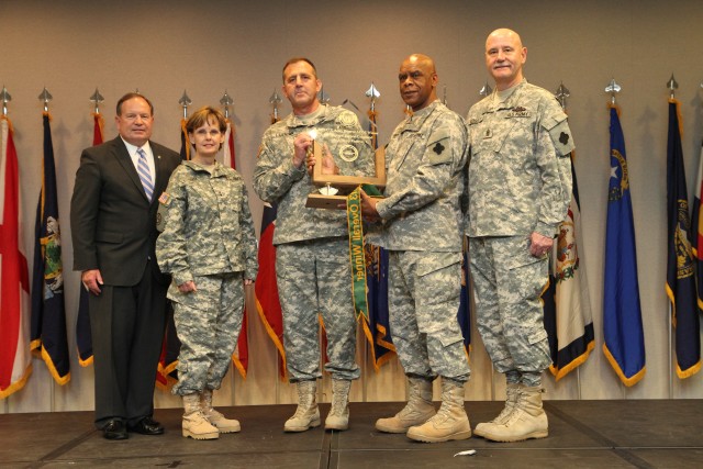Army Reserve presents ACOE Awards 