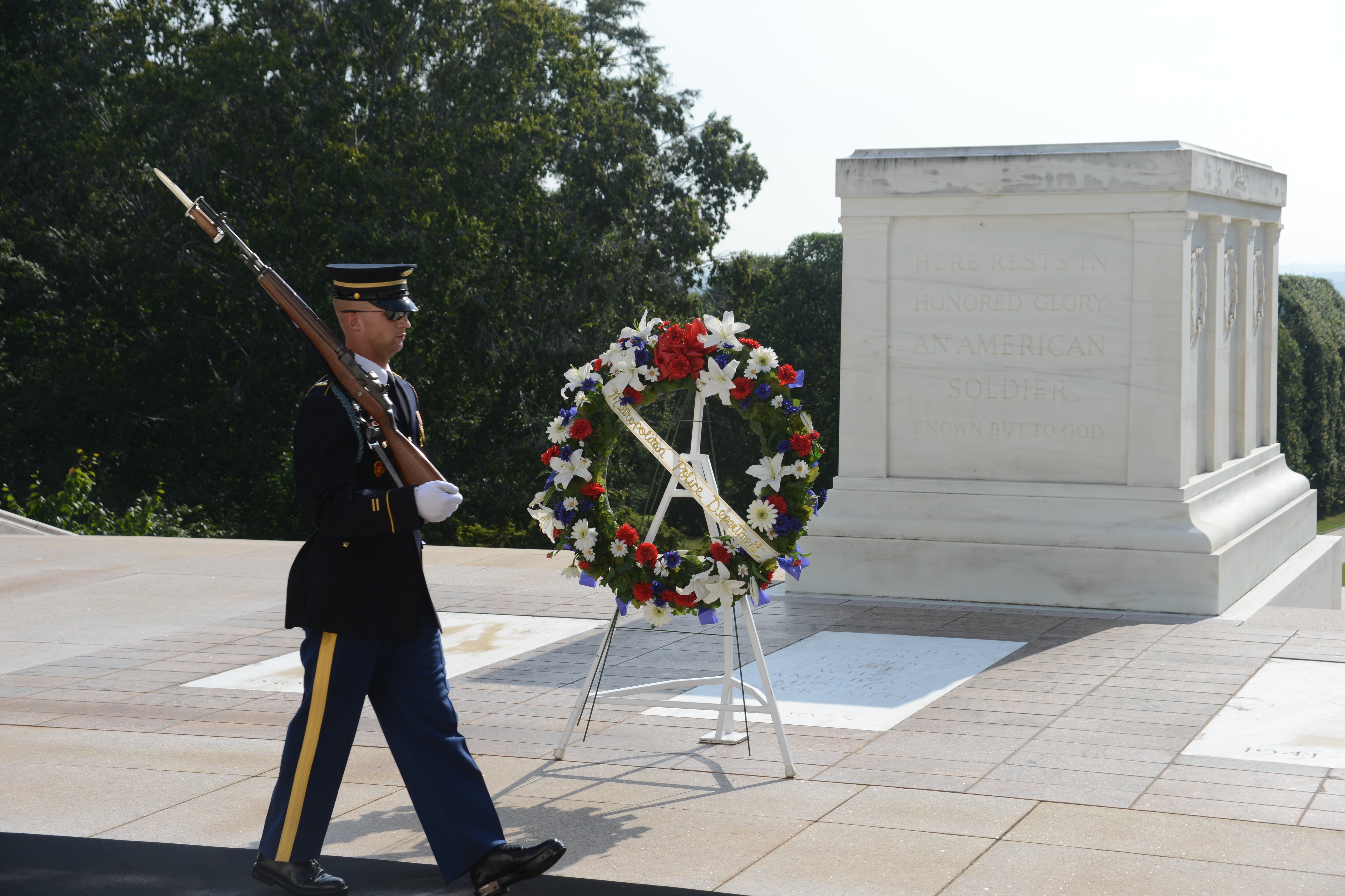dar essay contest tomb of the unknown soldier winners