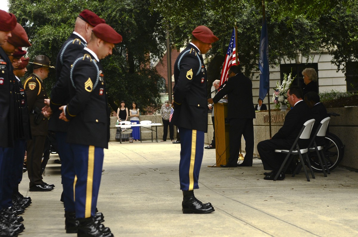 White Falcons attend dedication ceremony to fallen comrade | Article ...