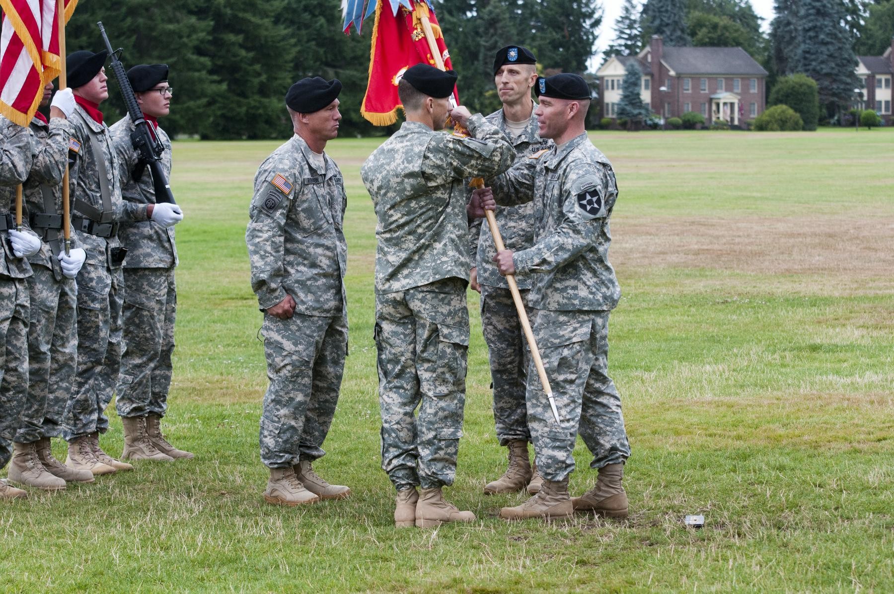 'Red Lions' battalion changes hands | Article | The United States Army