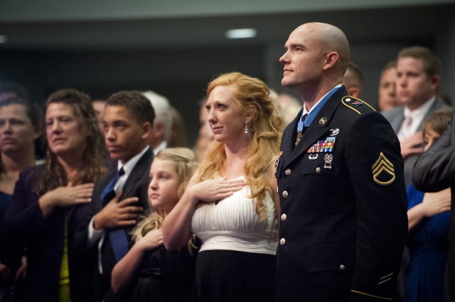 MOH recipient Staff Sgt. Carter inducted into Pentagon Hall of Heroes