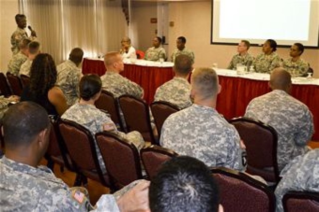 Fort Eustis WTU Soldiers discuss concerns at town hall meeting