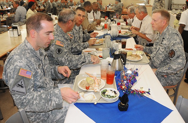 Dining facilities thank Soldiers for service