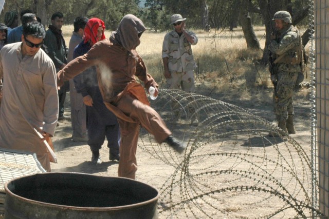 Exercise at Fort Hunter Liggett includes role-players