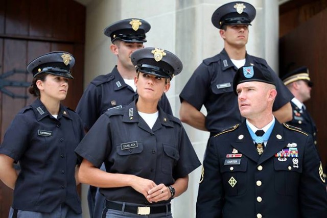 Staff Sgt. Ty Carter visits San Diego, West Point on media tour