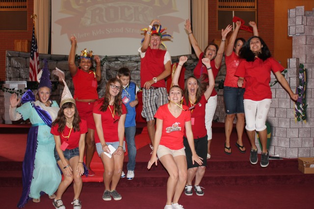 Vacation Bible School students and volunteers perform at VBS Fanfare Finale