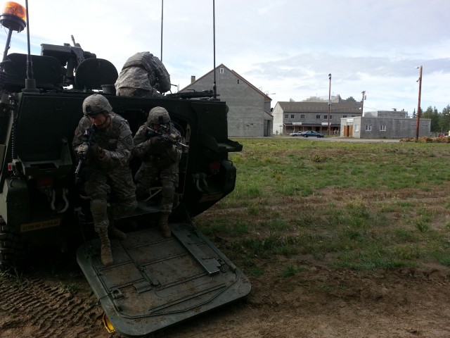 1-24 conducts urban operations training