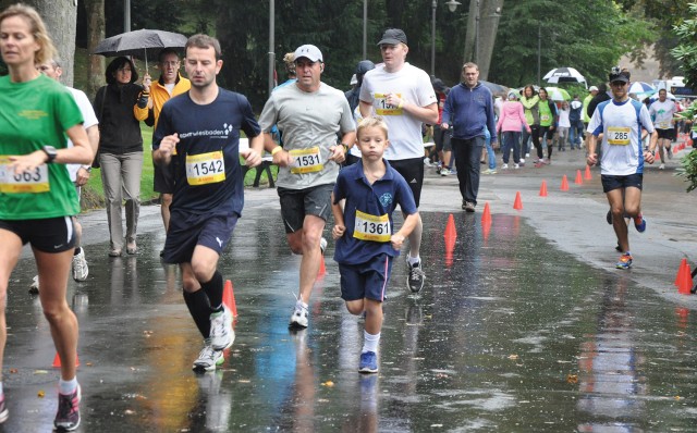 Community athletes run 25 hours in city's annual charity effort