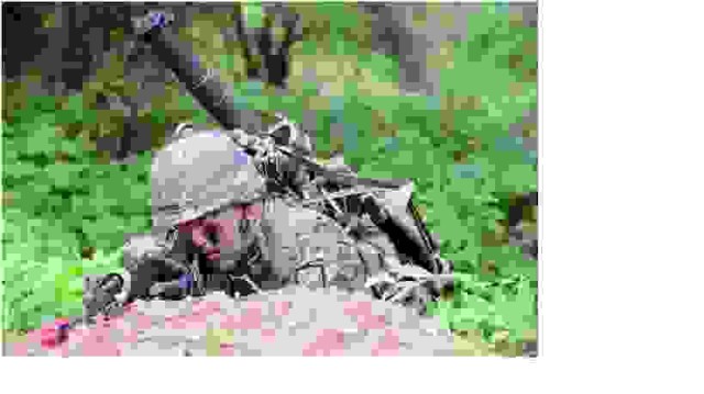ASSAULT UNIT PROVIDE AIR SUPPORT TO INFANTRY SOLDIERS