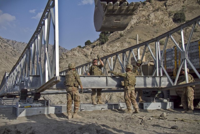 Missouri Guardsmen build bridge helping Currahee movement