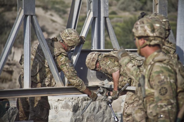 Missouri Guardsmen build bridge helping Currahee movement