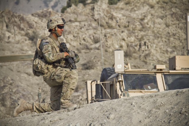 Missouri Guardsmen build bridge helping Currahee movement