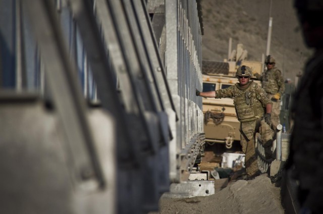 Missouri Guardsmen build bridge helping Currahee movement
