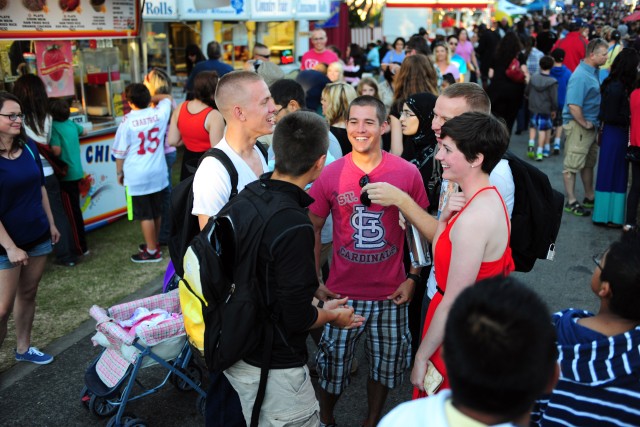 Fair offers service members a taste of Americana