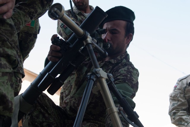 Ill. National Guard and Polish soldiers train ANSF on US mortar system