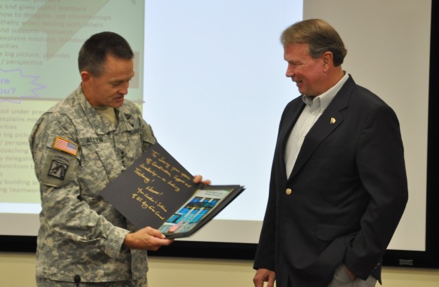 Former commander visits FORSCOM headquarters, shares knowledge with current staff