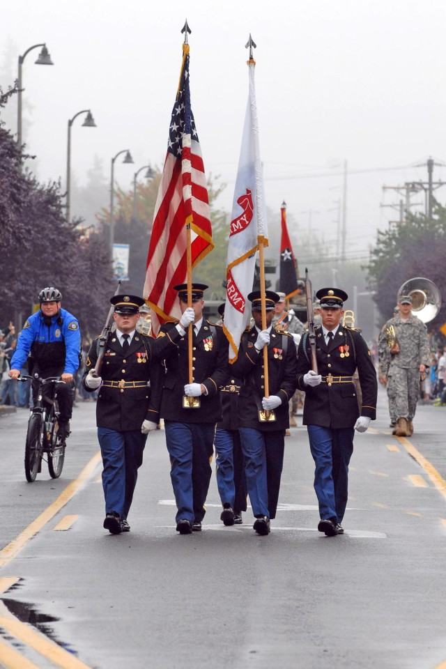 'Raiders Return' celebration welcomes back Stryker brigade