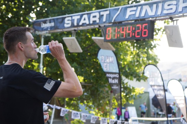 Japanese, US soldiers run in annual race
